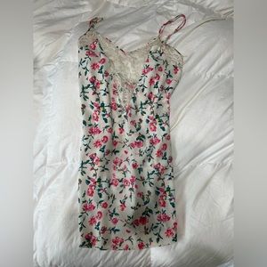 Silk Mini dress. Size medium. Victoria Secret.